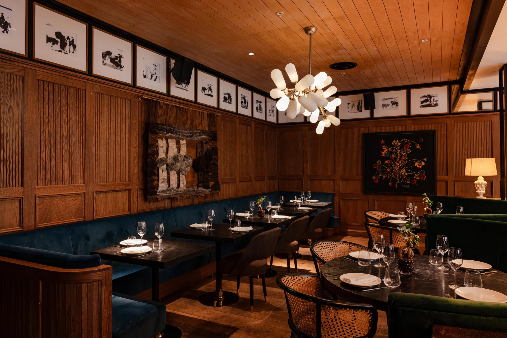 Express lunch menu — Paella & Spanish fire